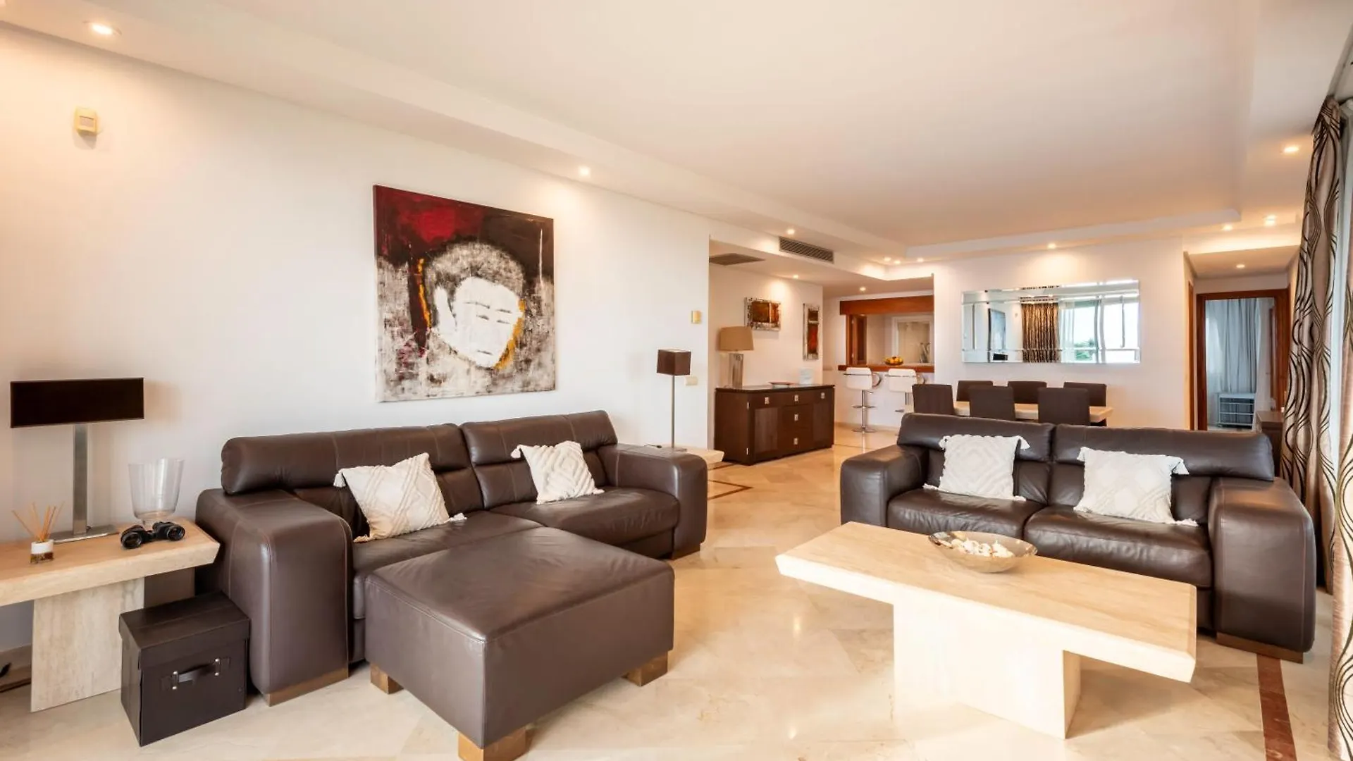 Afrodite Apartment - Frontline Beach Estepona 0*,  Spanien